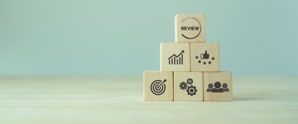 Builder blocks containing logos